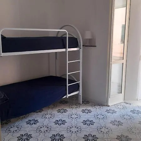 Casa Colombo Centro Finalmarina Finale Ligure